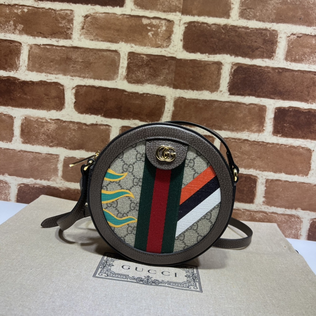 GUCCI Round shoulder bag with Double G