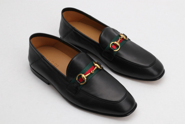 HOT SALE GUCCI Men's leather Horsebit loafer with Web