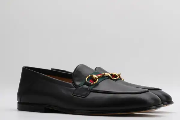 GUCCI Men's leather Horsebit loafer with Web