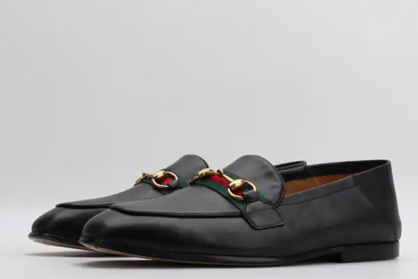 GUCCI Men's leather Horsebit loafer with Web