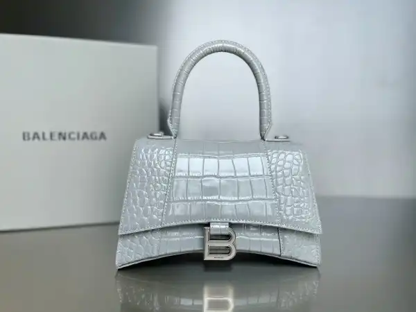 First bag ru BALENCIAGA HOURGLASS