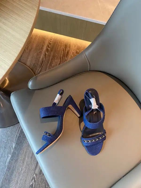 CHANEL SANDAL