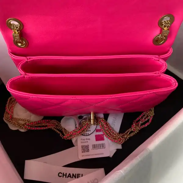 CHANEL SMALL FLAP BAG