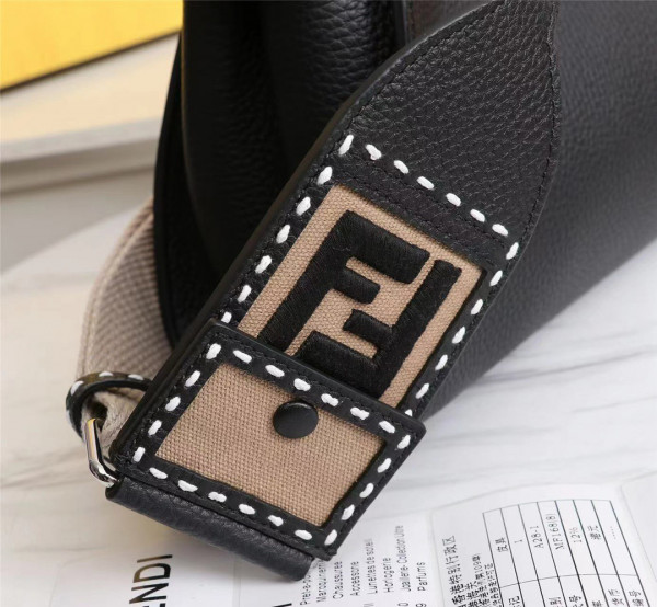 HOT SALE FENDI PEEKABOO MINI BAG-18-23-11cm