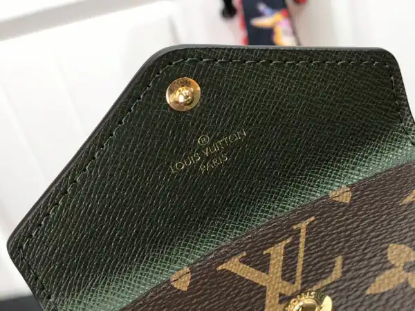 Cheap LOUIS VUITTON FELICIE STRAP & GO