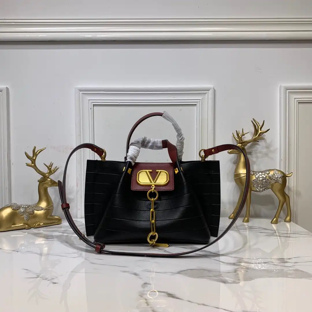 Frstbag ru VALENTINO GARAVANI ESCAPE TOTE BAG