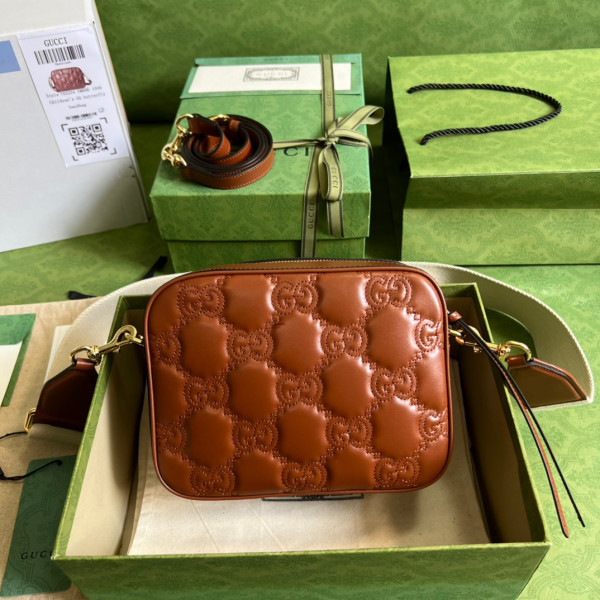 HOT SALE Gucci GG matelassé leather shoulder bag