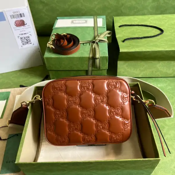 Affordable Gucci GG matelassé leather shoulder bag