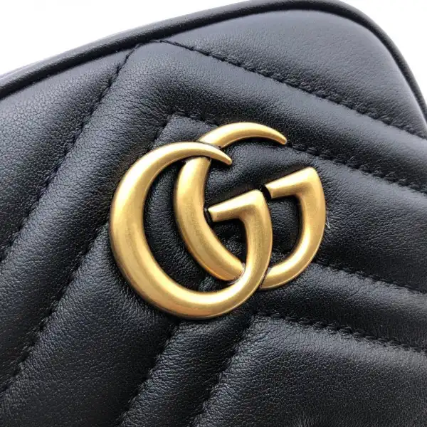 GUCCI GG Marmont mini bag