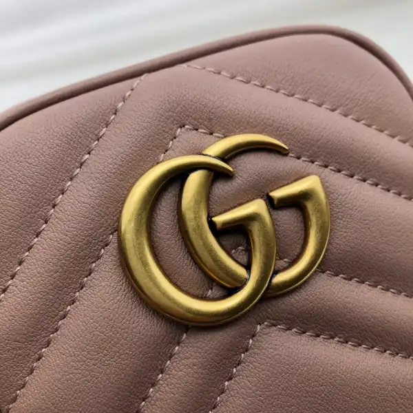 Bagsoffer GUCCI GG Marmont mini bag