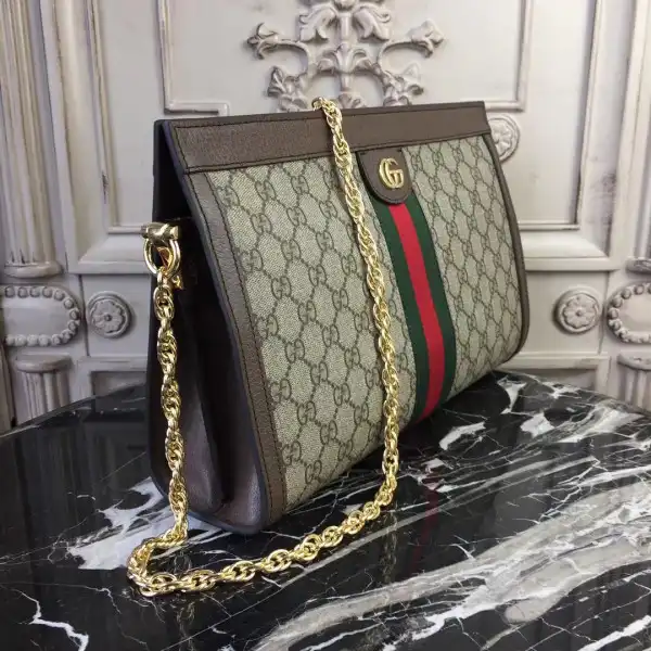 Gucci Ophidia GG medium shoulder bag