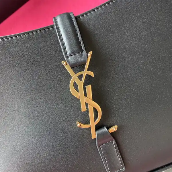 Yupoo bagsoffer YSL LE 5 À 7 HOBO BAG