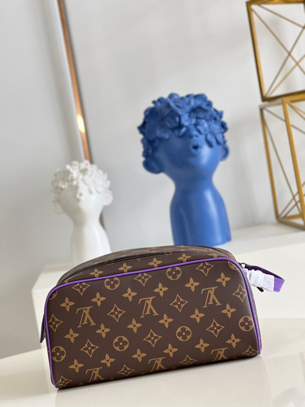 HOT SALE LOUIS VUITTON DOPP KIT TOILET POUCH