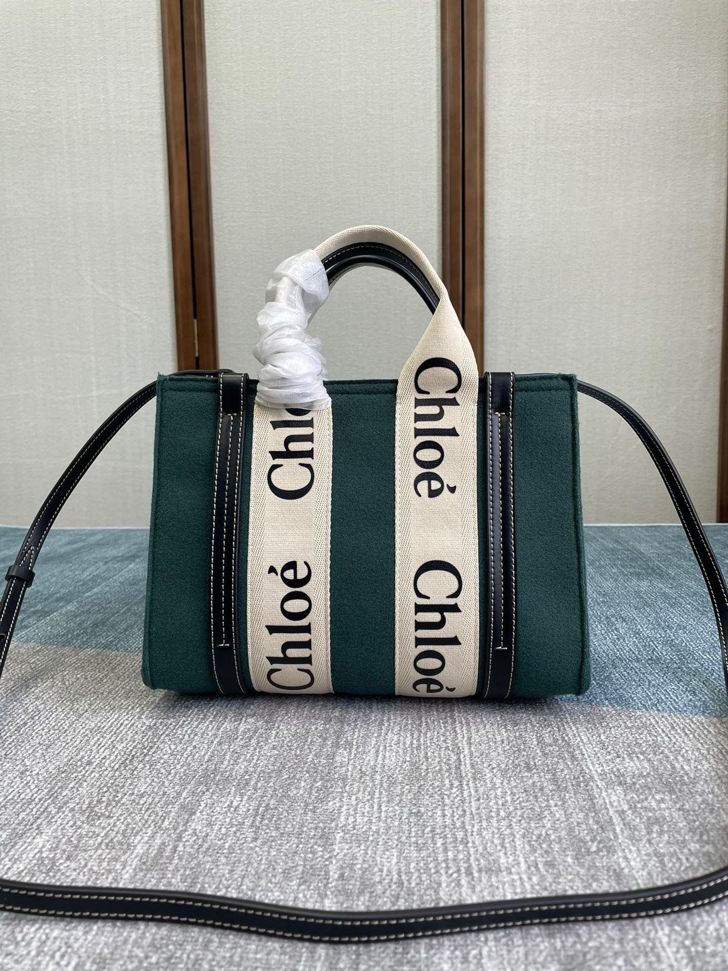 HOT SALE CHLOÉ SMALL WOODY TOTE BAG WITH STRAP