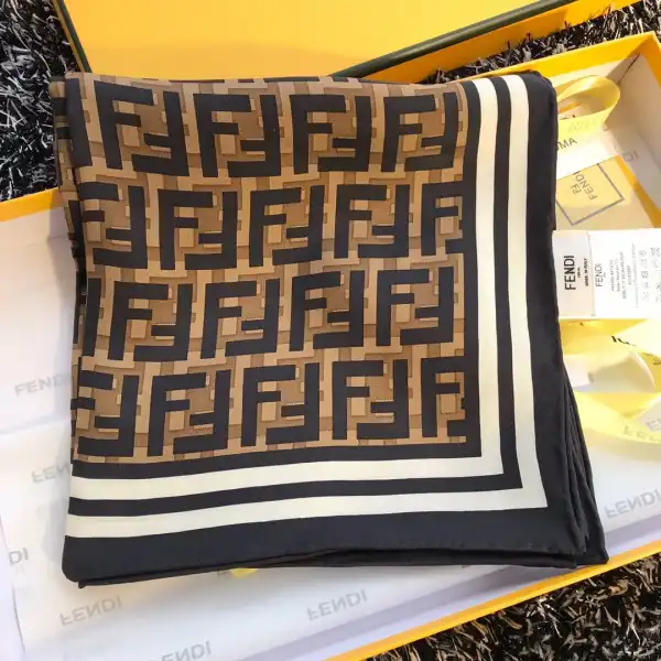 Firstbag Ru FENDI SCARF