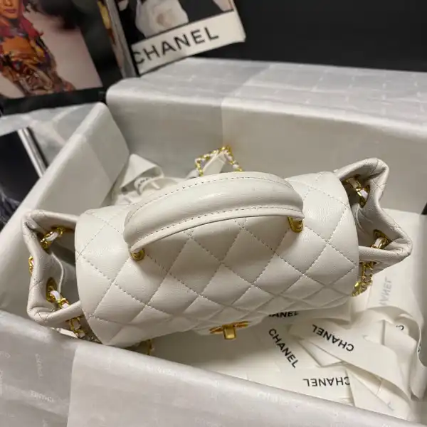 First bag ru CHANEL FLAP BAG