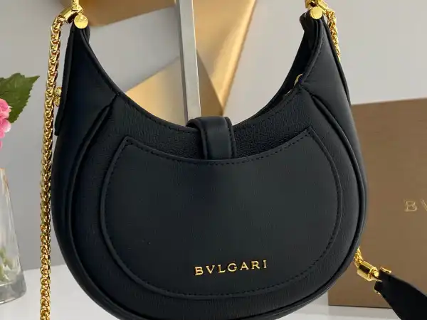 First bag ru BVLGARI SERPENTI ELLIPSE CROSSBODY BAG