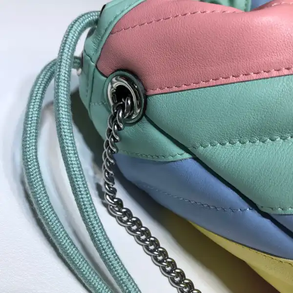 Affordable GUCCI GG Marmont mini bucket bag