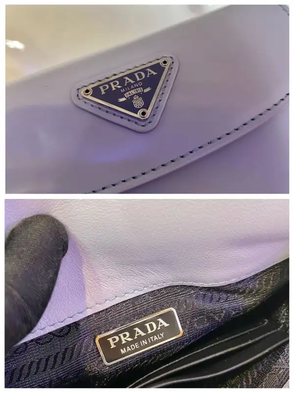 First bag ru Prada CHANELeo mini bag