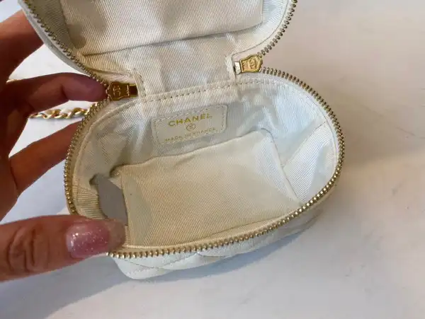 Frstbag ru CHANEL SMALL VANITY WITH CHAIN