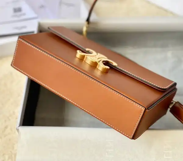 CELIN* BOX TRIOMPHE IN NATURAL CALFSKIN