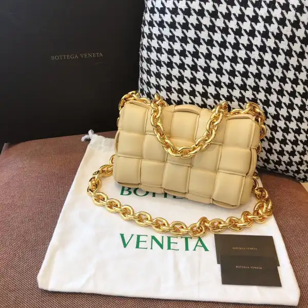 Bagsoffer BOTTEGA VENETA THE CHAIN CASSETTE