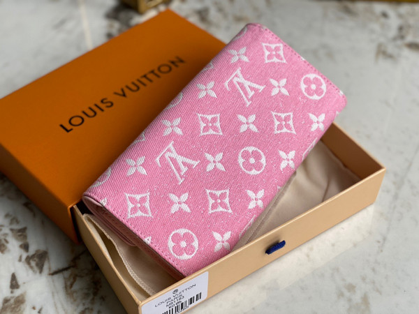 Louis Vuitton SARAH WALLET