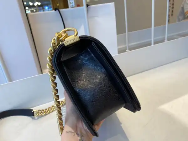 CHANEL BOY BAG 20CM 25CM