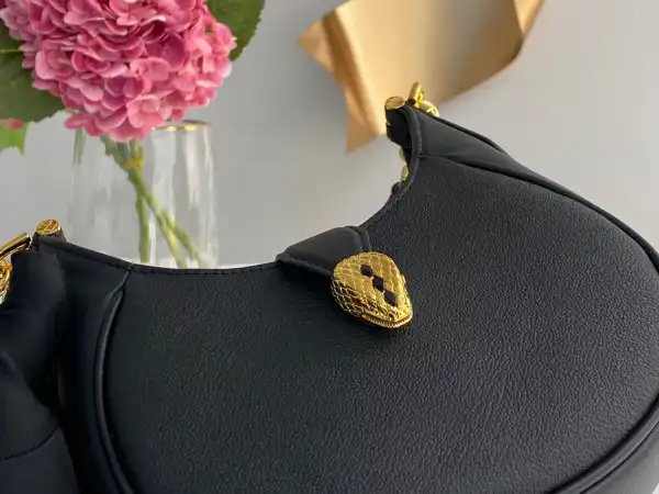 First bag ru BVLGARI SERPENTI ELLIPSE CROSSBODY BAG