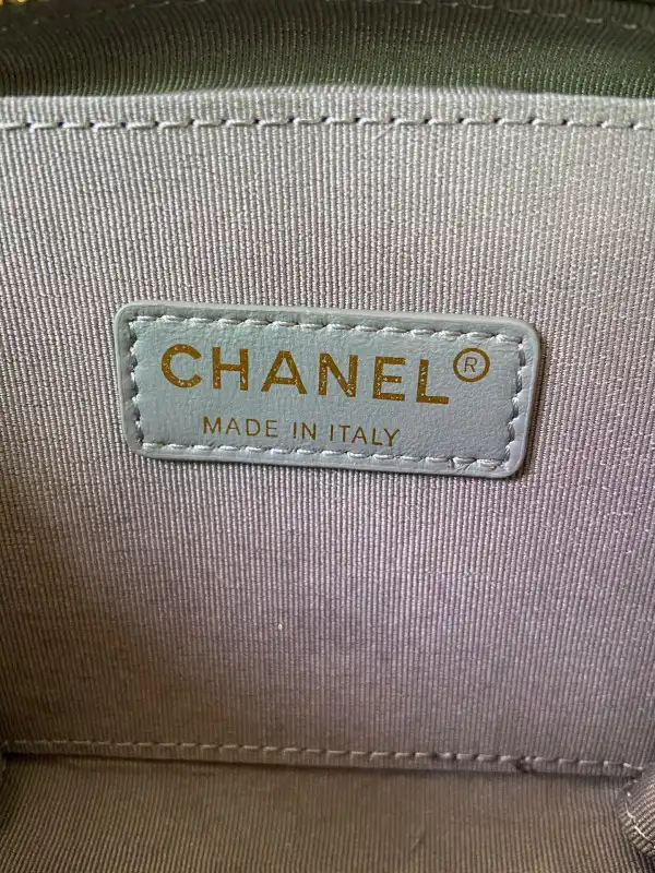 CHANEL SMALL VANITY CASE