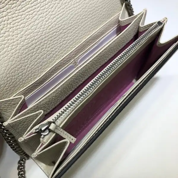 Firstbag Ru Gucci Dionysus mini leather chain bag