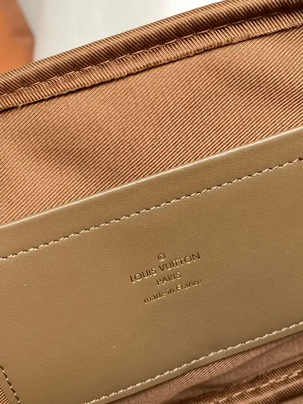 Affordable LOUIS VUITTON UTILITY CROSSBODY