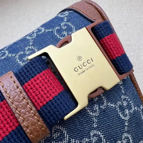 Frstbag ru Gucci Belt bag with Interlocking G