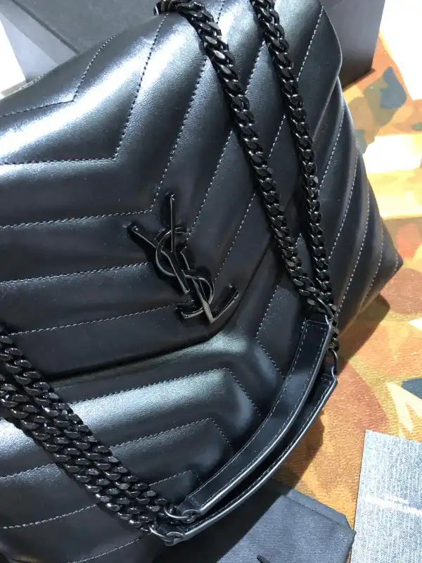 First bag ru YSL LOULOU MEDIUM