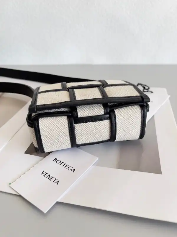 Bagsoffer yupoo BOTTEGA VENETA Candy mini Cassette-12*8*4cm