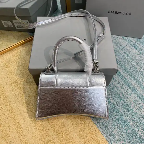 First bag ru BALENCIAGA HOURGLASS