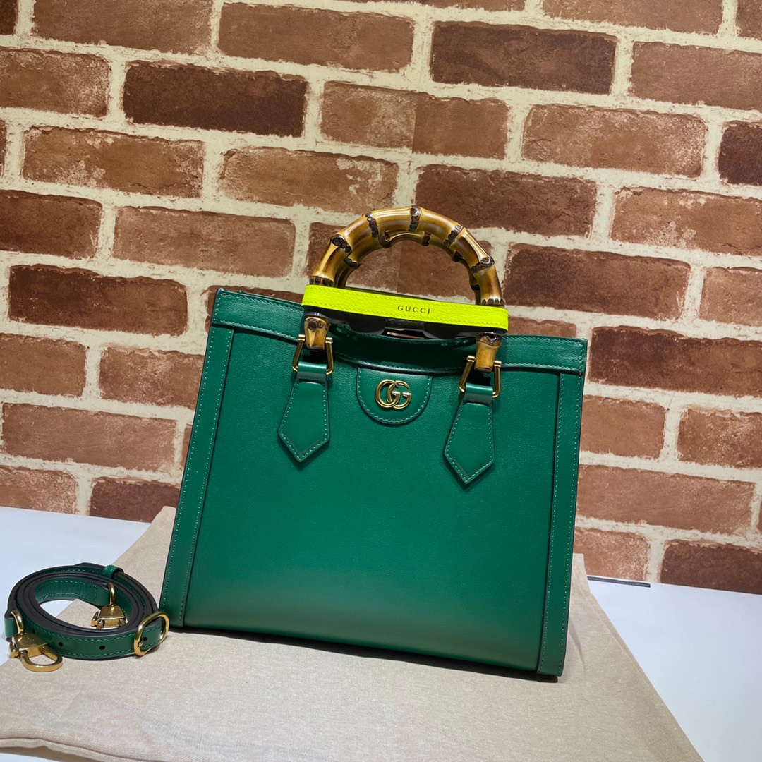 HOT SALE Gucci Diana small tote bag