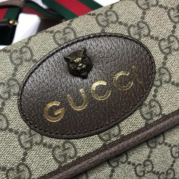 First bag ru Gucci GG mini Messenger Bag