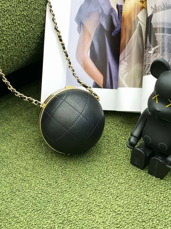 CHANEL SPHERE MINAUDIERE