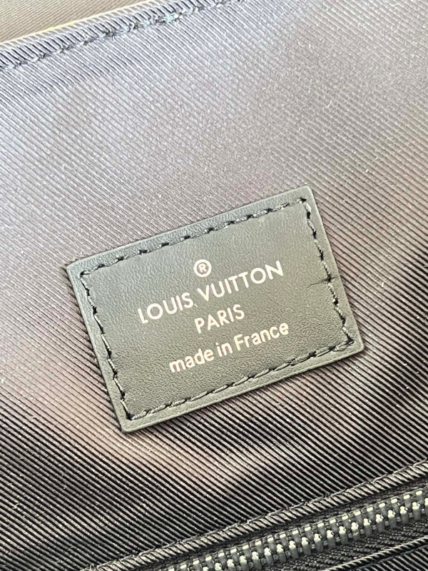 [FREE SHIPPING] LOUIS VUITTON CHRISTOPHER BACKPACK