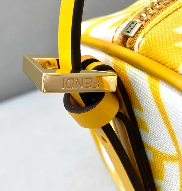 FENDI MINI HANDBAG