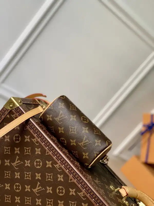 You get luxury for less. Shop now for the best deals on fake Louis bags. LOUIS VUITTON NANO SPEEDY