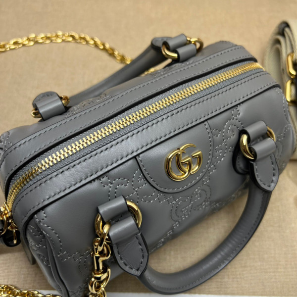 HOT SALE GUCCI GG matelassé leather top handle bag