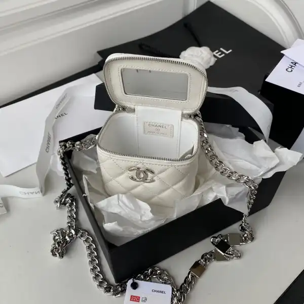 CHANEL VANITY CASE