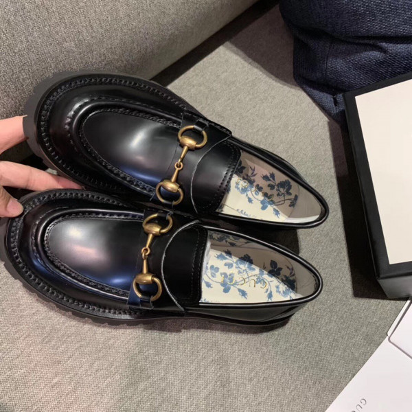 HOT SALE GUCCI Leather lug sole Horsebit loafer