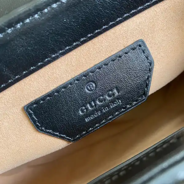 First bag ru GUCCI GG Marmont Mini Top Handle Bag