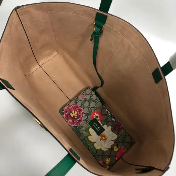 Affordable TO GUCCI GG Supreme Monogram Flora Web Large Ophidia Tote