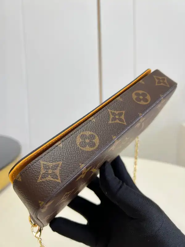 Bagsoffer LOUIS VUITTON POCHETTE FÉLICIE