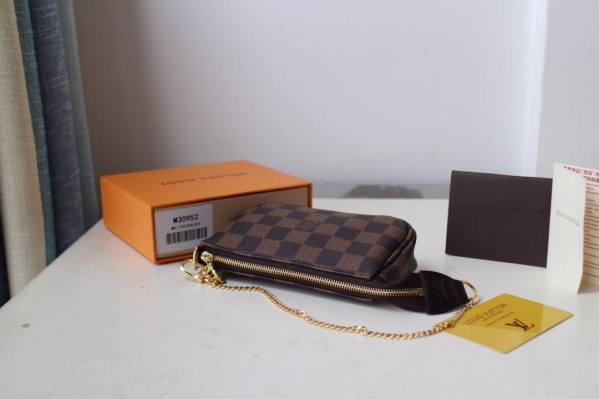 HOT SALE LOUIS VUITTON MINI POCHETTE ACCESSOIRES