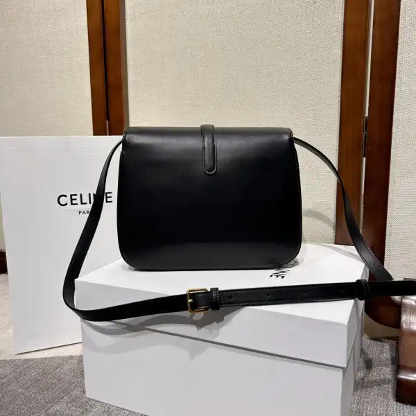 First bag ru CELIN* MEDIUM TABOU IN SMOOTH CALFSKIN